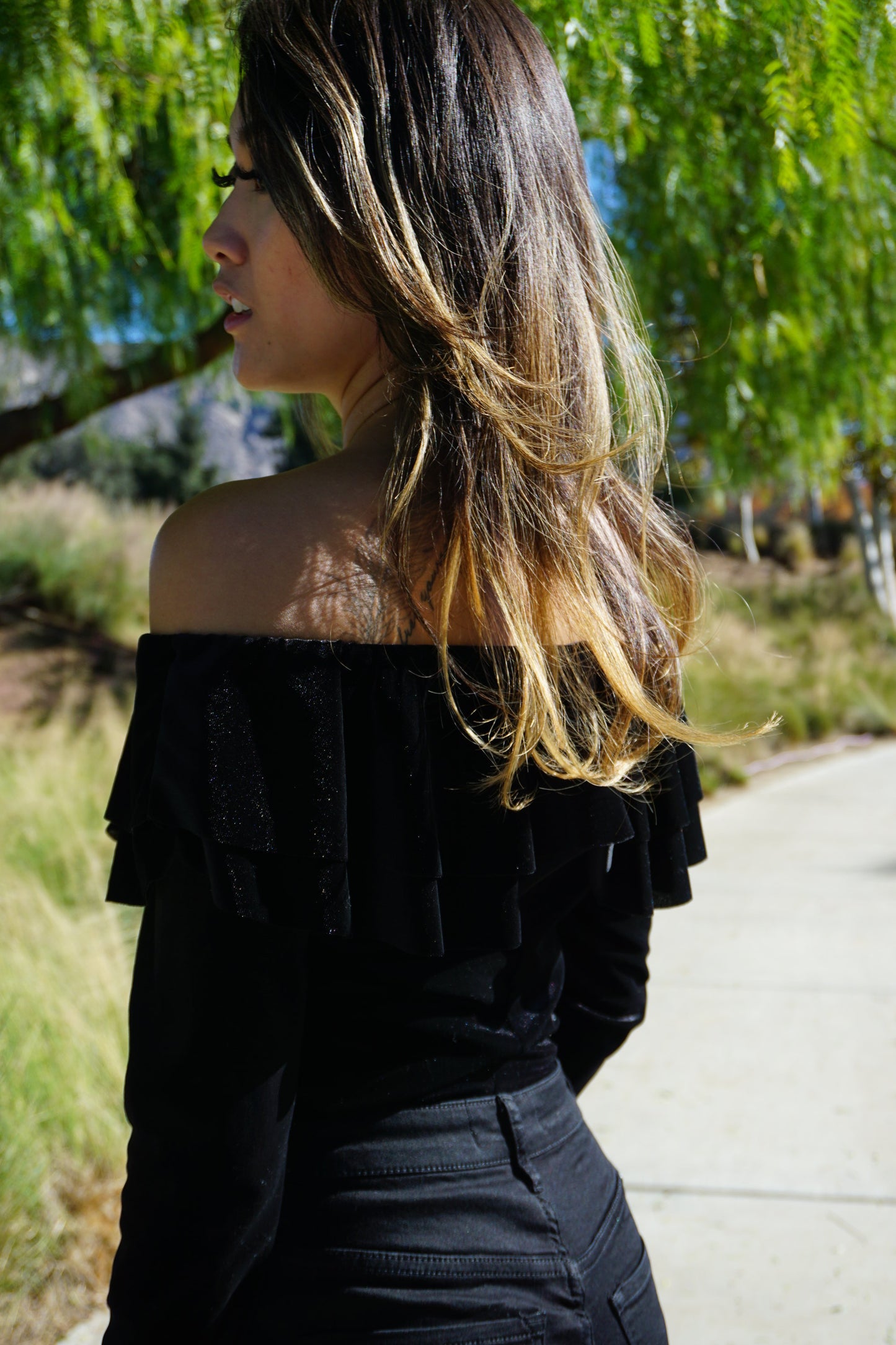 Vintage Feel Velvet Off The Shoulder Ruffle Top